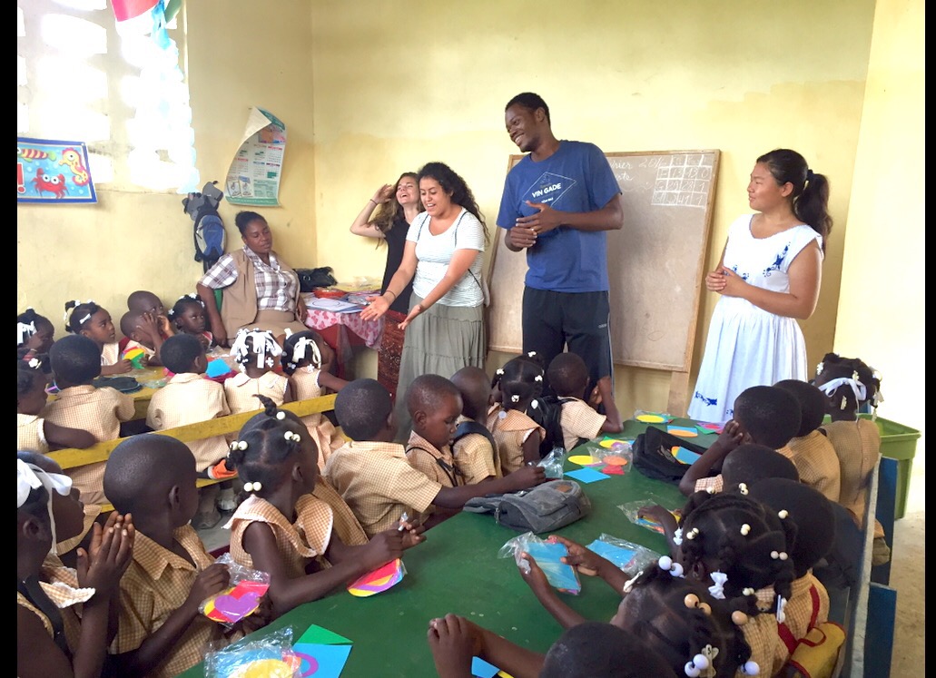 Me teaching a Bible study — Romans 8:38-39